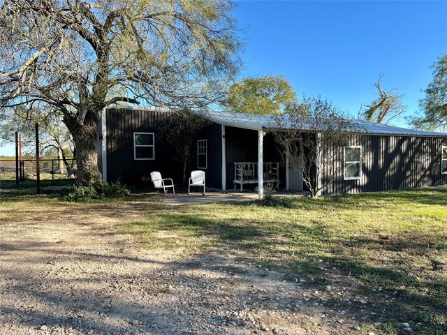 544 Hcr 2122 W, Aquilla, TX 76622