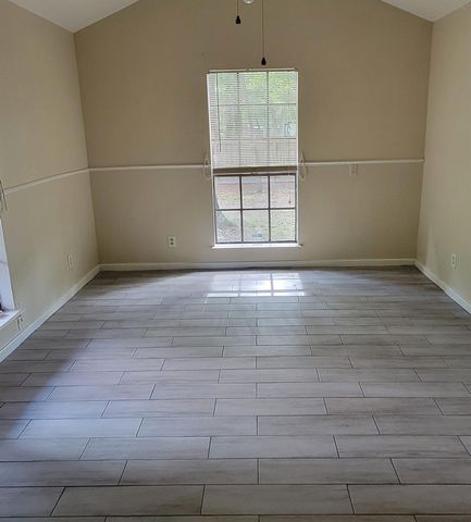 17308 Valley Lane, Conroe, TX 77306