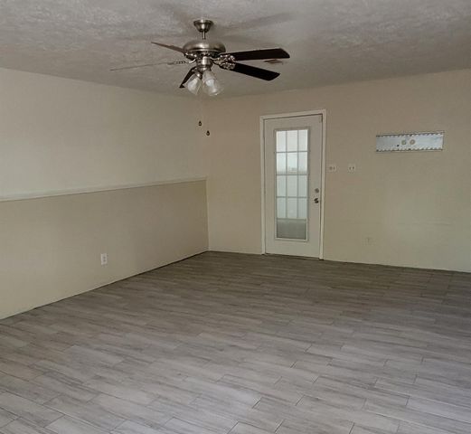 17308 Valley Lane, Conroe, TX 77306