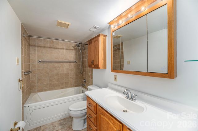 30 Maple Ridge Lane, Asheville, NC 28806