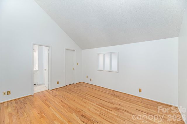 30 Maple Ridge Lane, Asheville, NC 28806