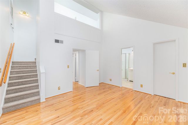 30 Maple Ridge Lane, Asheville, NC 28806