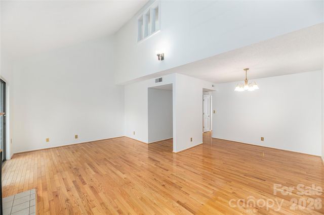 30 Maple Ridge Lane, Asheville, NC 28806