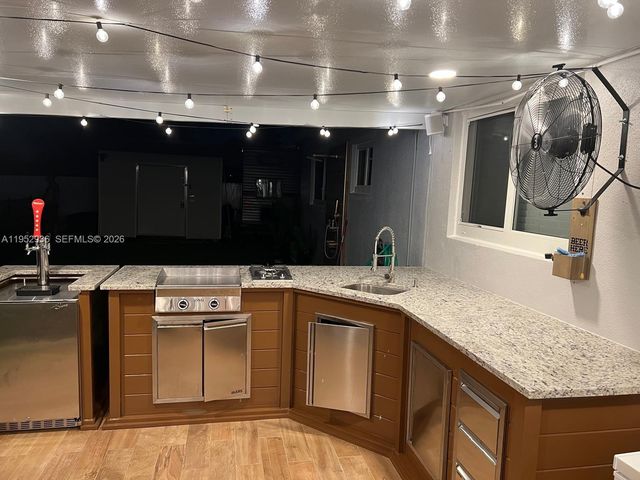 19500 SW 97th Pl, Cutler Bay, FL 33157