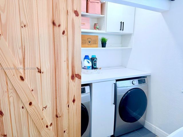 19500 SW 97th Pl, Cutler Bay, FL 33157