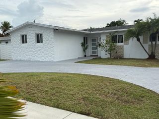 19500 SW 97th Pl, Cutler Bay, FL 33157