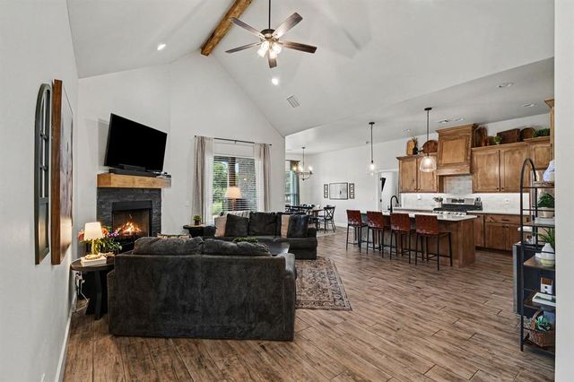 180 Meadow Lark Lane, Blanchard, OK 73010