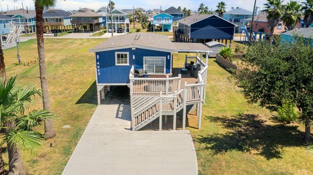 4017 Las Palmas Street, Galveston, TX 77554