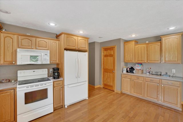 9546 Plow Point Court, Alto, MI 49302