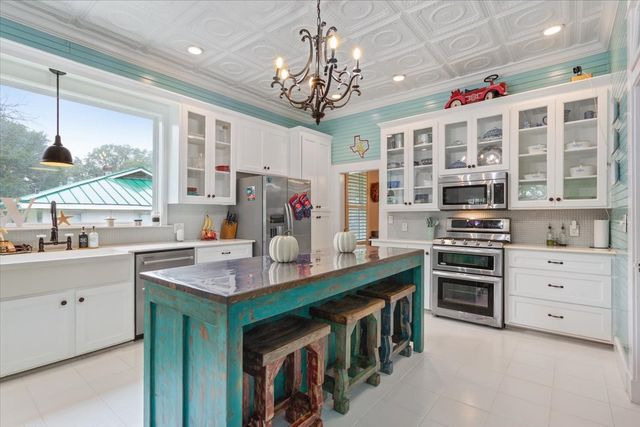 901 N Magnolia Avenue, Hubbard, TX 76648