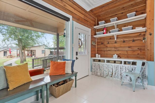 901 N Magnolia Avenue, Hubbard, TX 76648