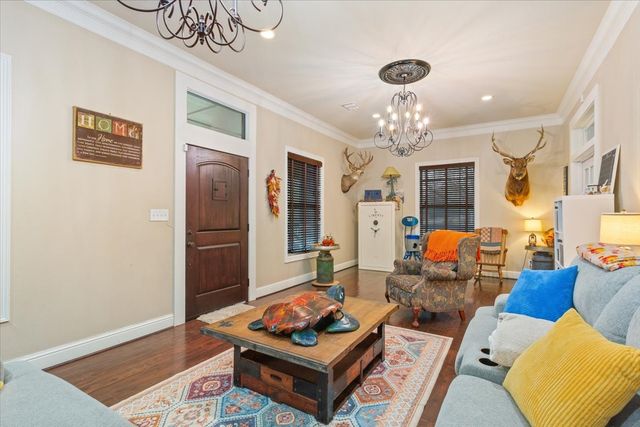 901 N Magnolia Avenue, Hubbard, TX 76648