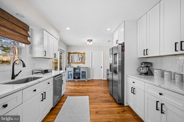 4103 MEADOW HILL LN, Fairfax, VA 22033