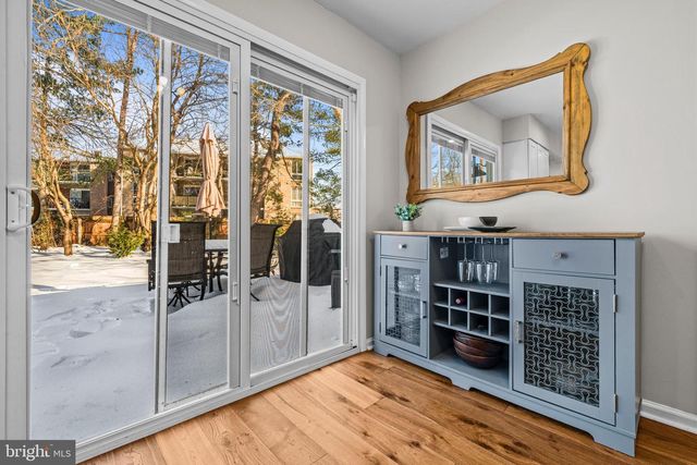 4103 MEADOW HILL LN, Fairfax, VA 22033