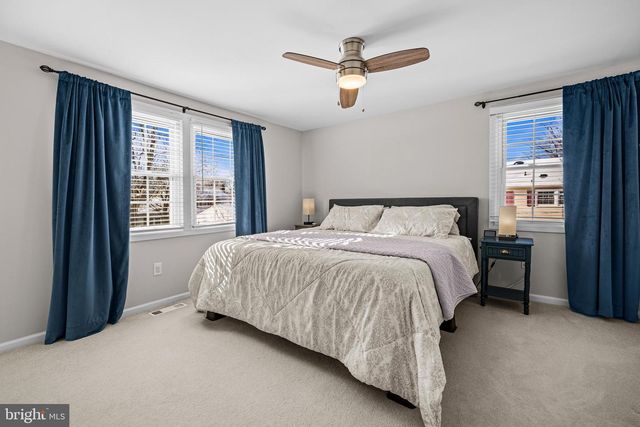 4103 MEADOW HILL LN, Fairfax, VA 22033