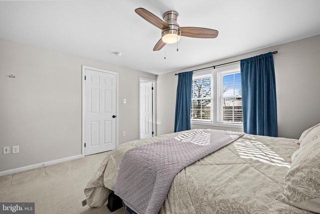 4103 MEADOW HILL LN, Fairfax, VA 22033