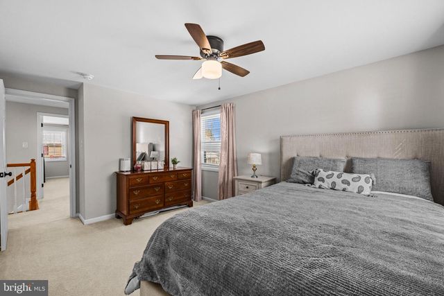 4103 MEADOW HILL LN, Fairfax, VA 22033