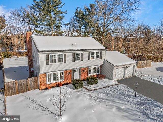4103 MEADOW HILL LN, Fairfax, VA 22033