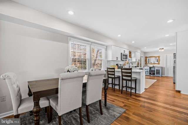 4103 MEADOW HILL LN, Fairfax, VA 22033