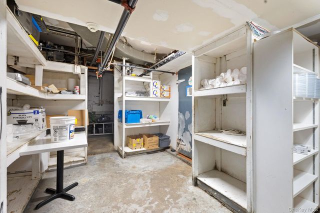 8 N Broadway, Nyack, NY 10960