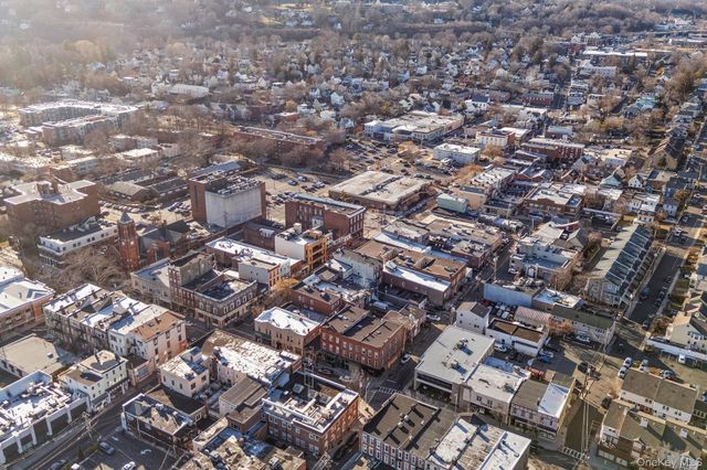 8 N Broadway, Nyack, NY 10960