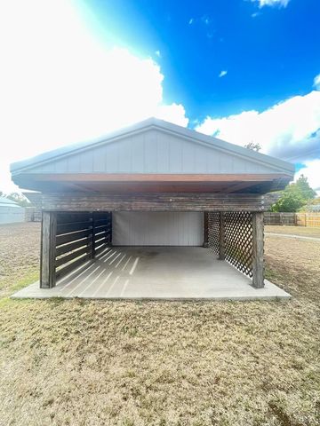 509 N 2nd St., Alpine, TX 79830