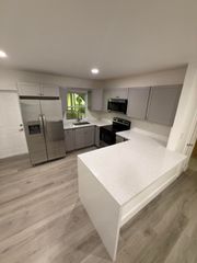 1005 SW 3RD Way, Boynton Beach, FL 33426