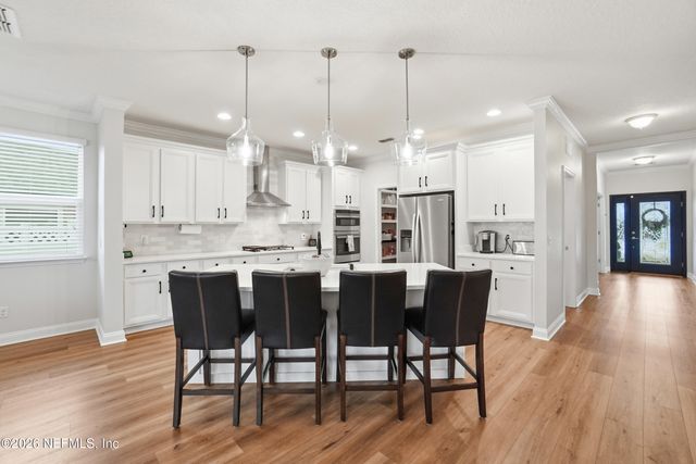 59 LOCHNAGAR MOUNTAIN Drive, St. Johns, FL 32259