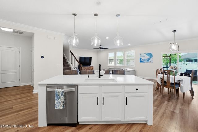 59 LOCHNAGAR MOUNTAIN Drive, St. Johns, FL 32259