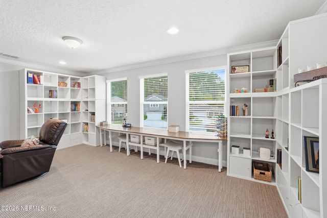 59 LOCHNAGAR MOUNTAIN Drive, St. Johns, FL 32259