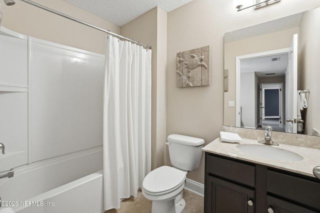 59 LOCHNAGAR MOUNTAIN Drive, St. Johns, FL 32259