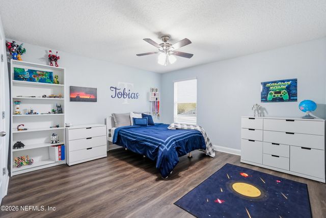 59 LOCHNAGAR MOUNTAIN Drive, St. Johns, FL 32259