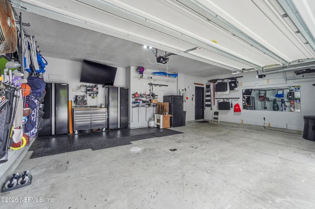 59 LOCHNAGAR MOUNTAIN Drive, St. Johns, FL 32259