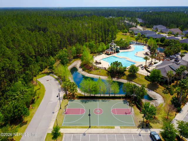 59 LOCHNAGAR MOUNTAIN Drive, St. Johns, FL 32259