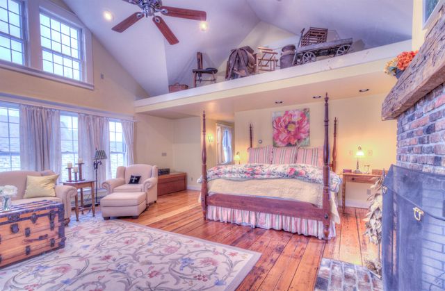 41 Lawrence Hill Road, Weston, VT 05161