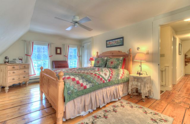 41 Lawrence Hill Road, Weston, VT 05161