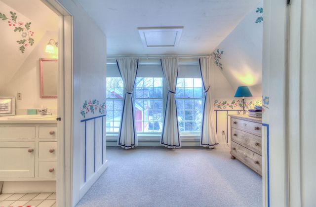 41 Lawrence Hill Road, Weston, VT 05161