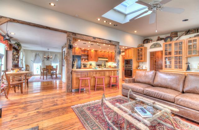41 Lawrence Hill Road, Weston, VT 05161