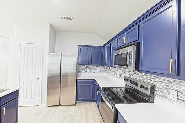 1909 Morning Dove, Aubrey, TX 76227