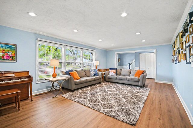 7801 Berkshire Court, Hanover Park, IL 60133