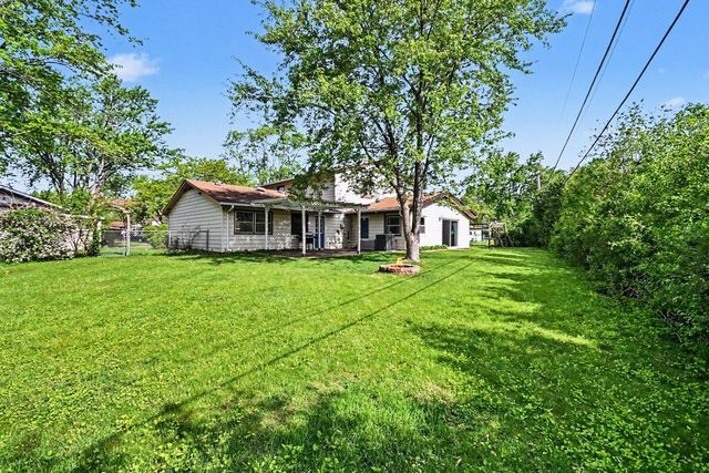 7801 Berkshire Court, Hanover Park, IL 60133