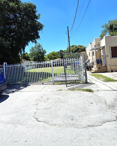 1252 NW 35th Street, Miami, FL 33142