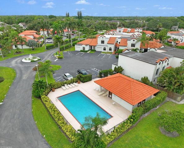 13504 Fountain View Boulevard, Wellington, FL 33414