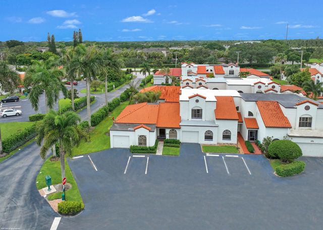 13504 Fountain View Boulevard, Wellington, FL 33414