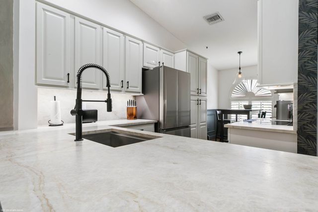 13504 Fountain View Boulevard, Wellington, FL 33414