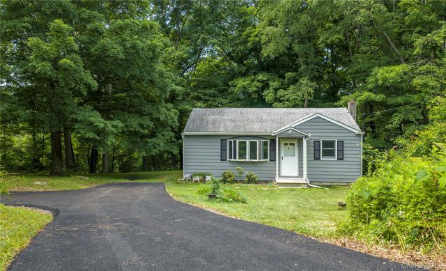 28 Birch Terrace, Pawling, NY 12564
