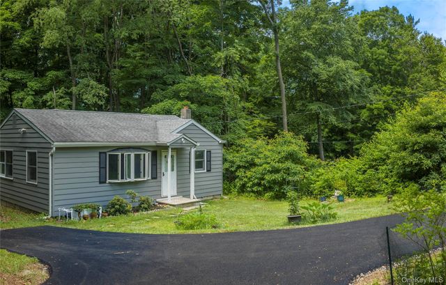 28 Birch Terrace, Pawling, NY 12564