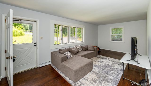 28 Birch Terrace, Pawling, NY 12564