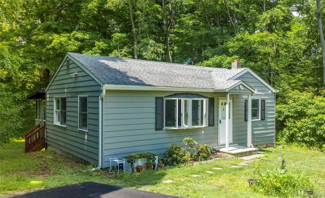 28 Birch Terrace, Pawling, NY 12564