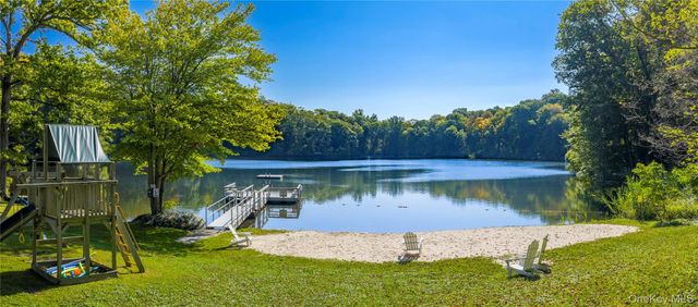 28 Birch Terrace, Pawling, NY 12564